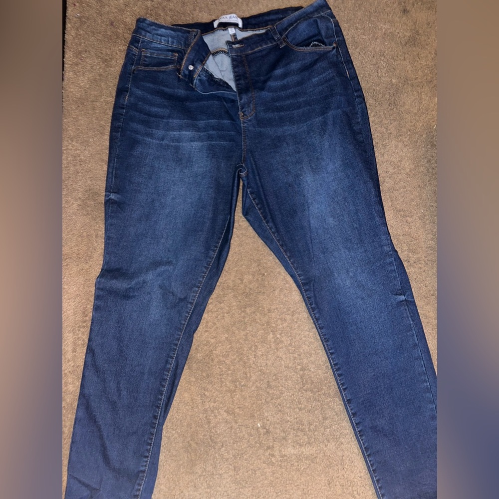 Brand: Wax Jeans. Woman’s size 18. Stretchy